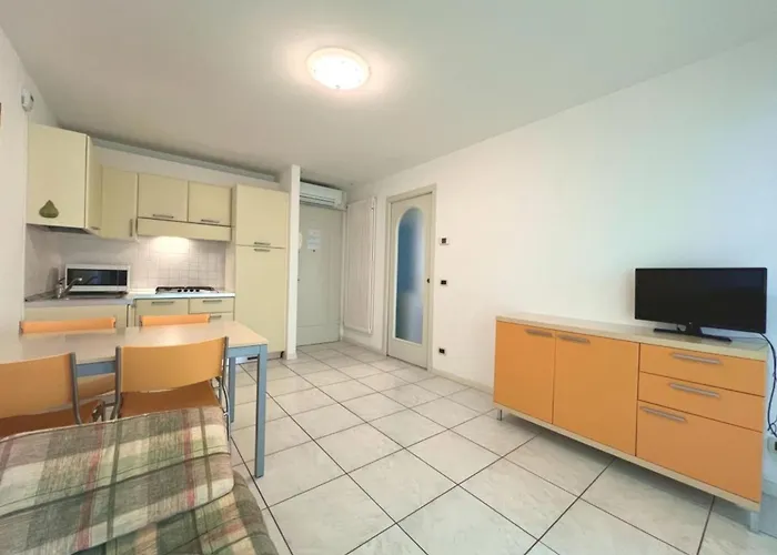 Comfortable Vacation Retreat For Four Guests Appartement