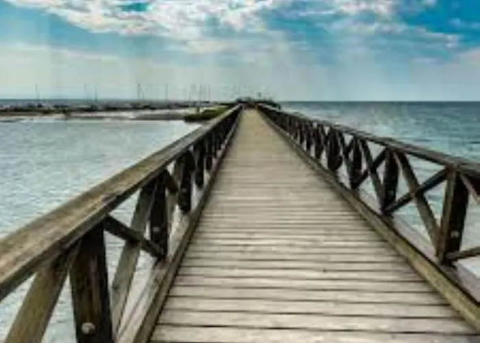 Apartment Comfortable Vacation Retreat For Four Guests